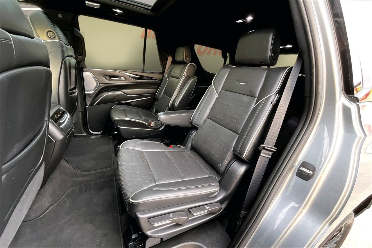 Cadillac Escalade 4WD 4dr Sport 2023