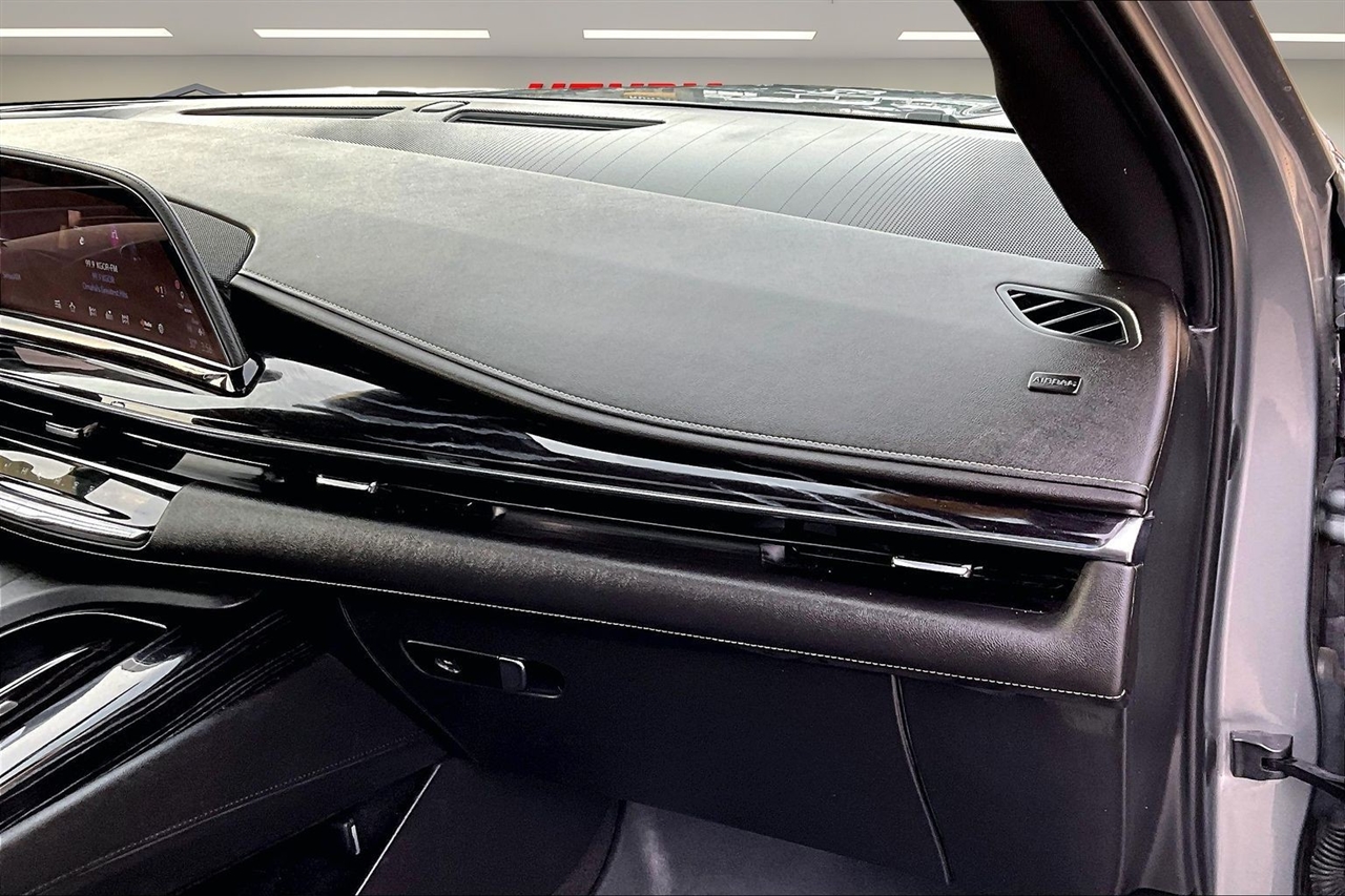 Cadillac Escalade 4WD 4dr Sport 2023