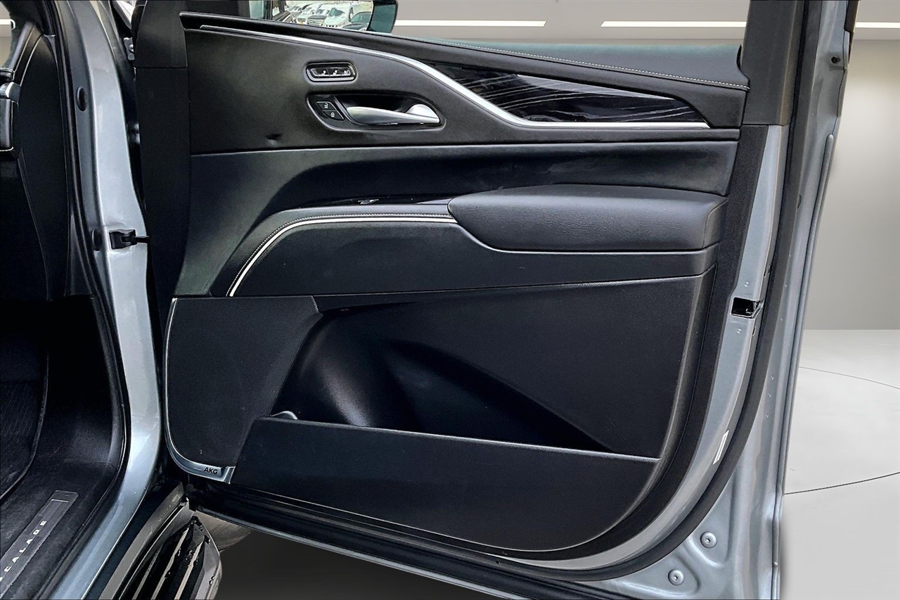 Cadillac Escalade 4WD 4dr Sport 2023