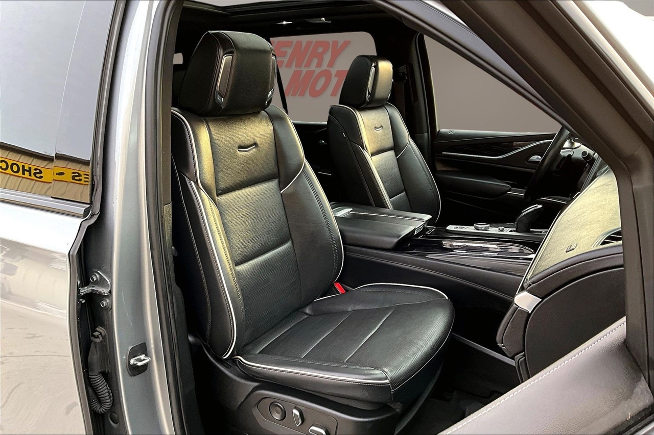 Cadillac Escalade 4WD 4dr Sport 2023