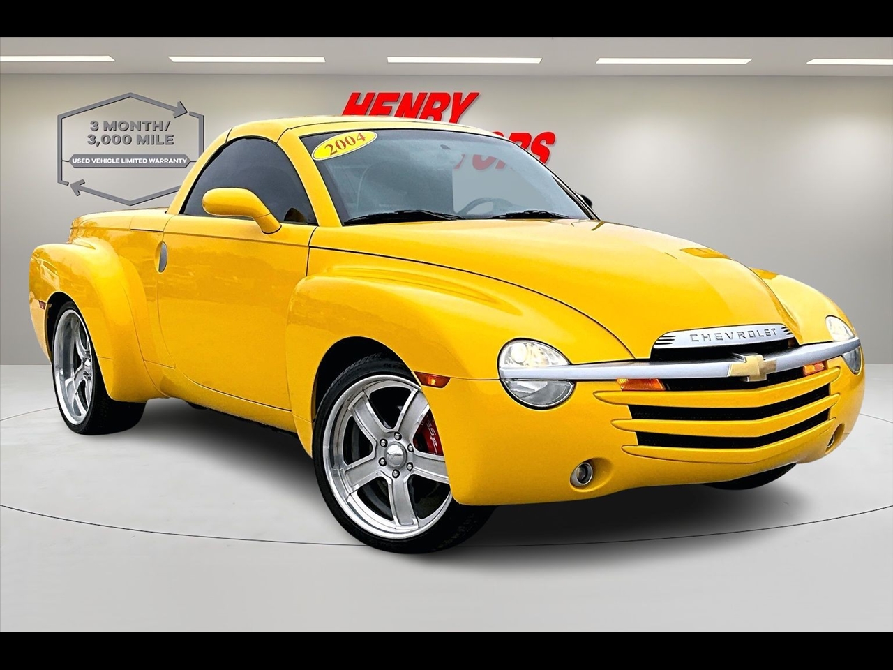2004 Chevrolet SSR Reg Cab 116.0" WB LS
