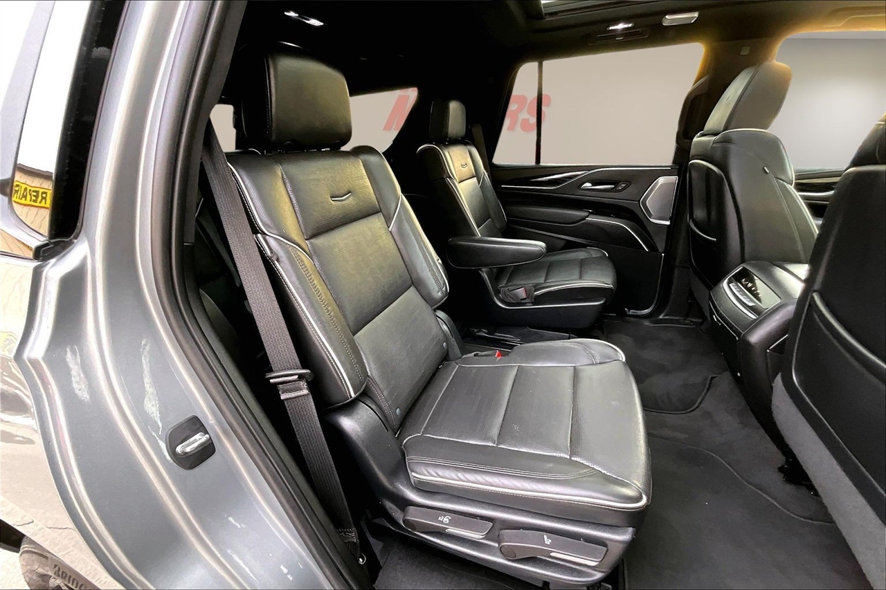 Cadillac Escalade 4WD 4dr Sport 2023