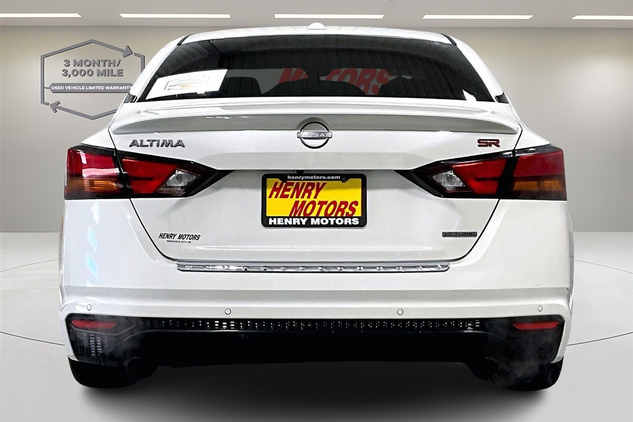 Nissan Altima 2.0 SR Sedan 2023