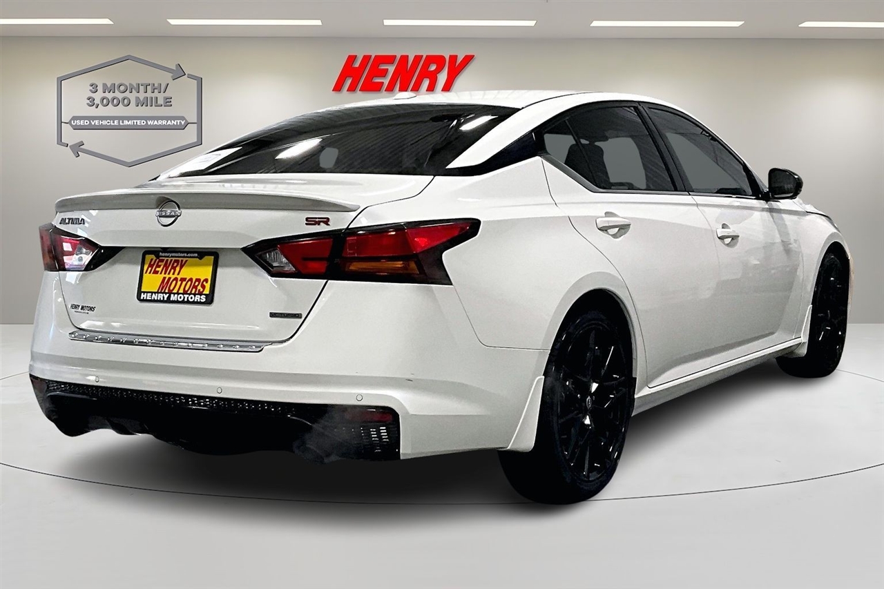 Nissan Altima 2.0 SR Sedan 2023