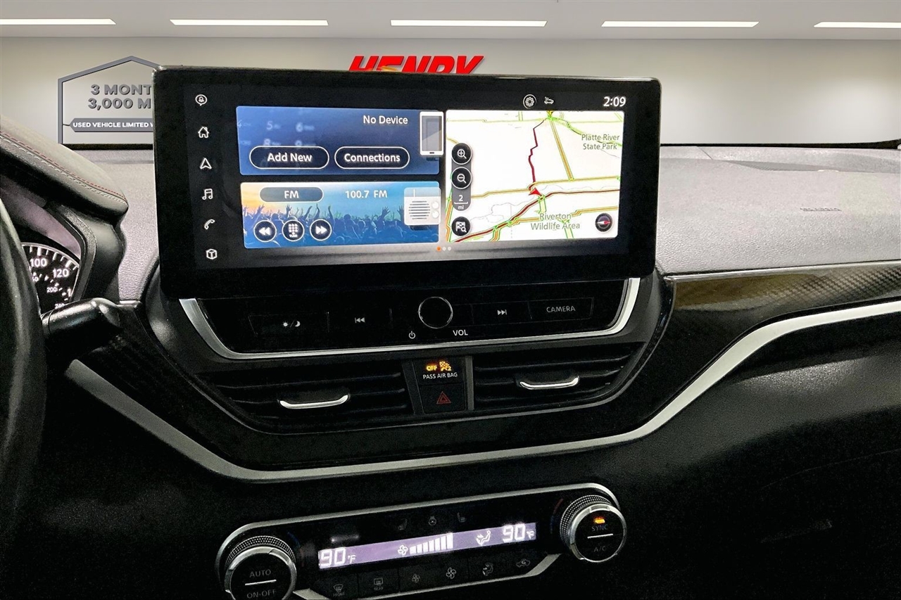 Nissan Altima 2.0 SR Sedan 2023