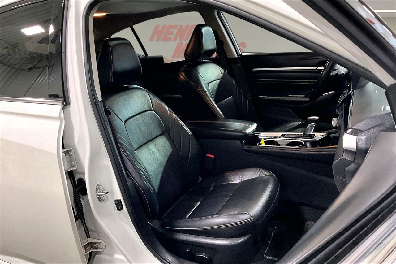 Nissan Altima 2.0 SR Sedan 2023