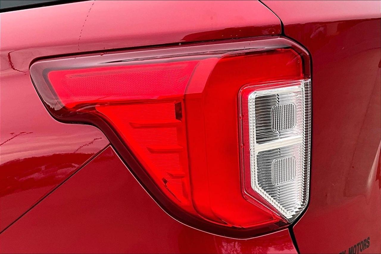 Ford Explorer XLT 4WD 2023