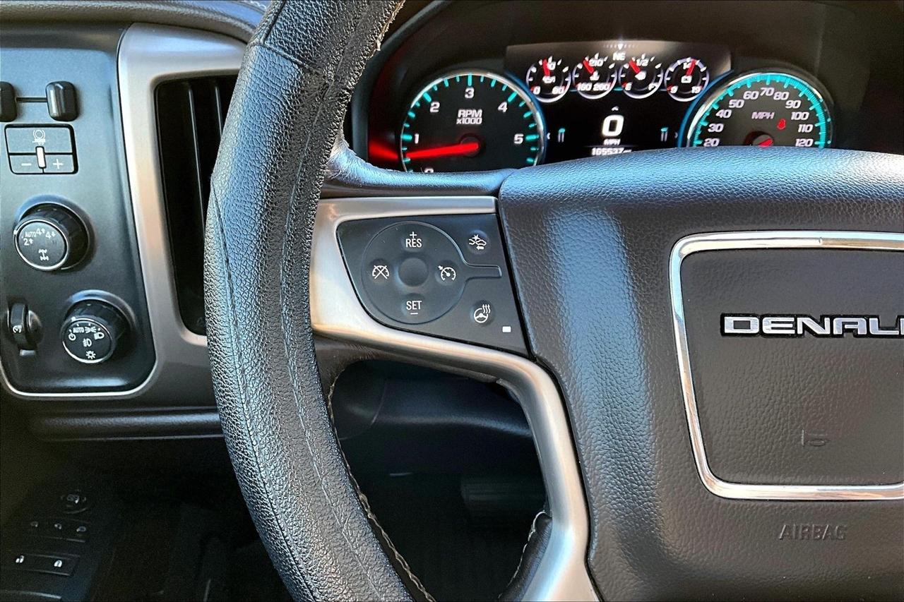 GMC Sierra 1500 4WD Crew Cab 143.5" Denali 2018
