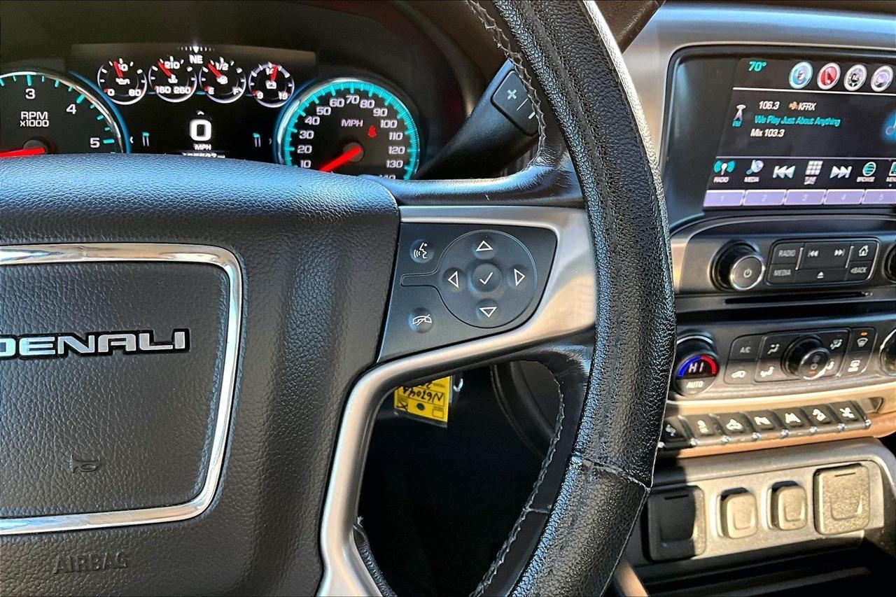 GMC Sierra 1500 4WD Crew Cab 143.5" Denali 2018