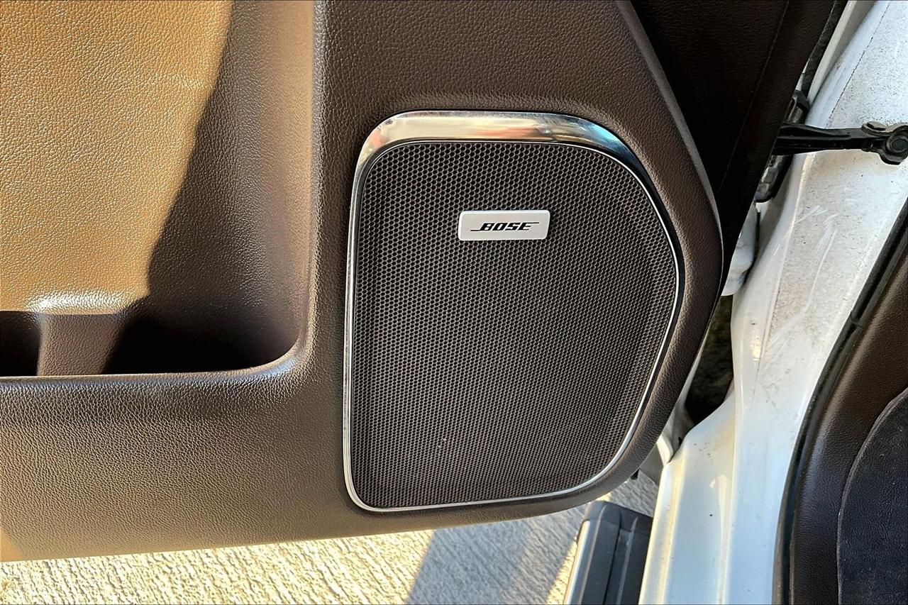 GMC Sierra 1500 4WD Crew Cab 143.5" Denali 2018