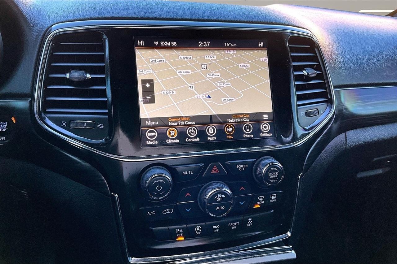 Jeep Grand Cherokee Laredo X 4x4 2021