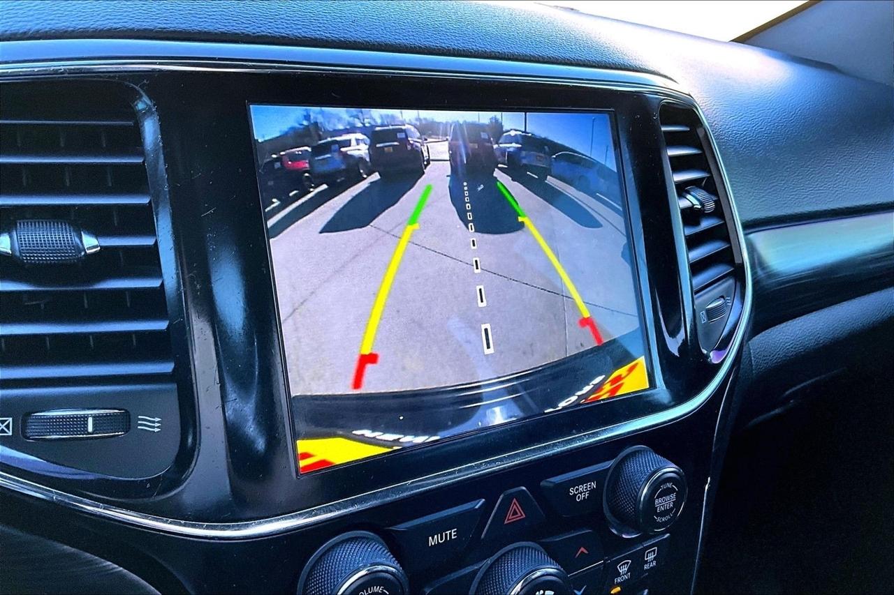 Jeep Grand Cherokee Laredo X 4x4 2021