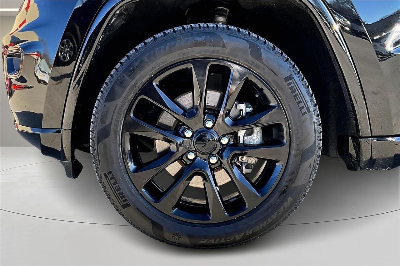 Jeep Grand Cherokee Laredo X 4x4 2021