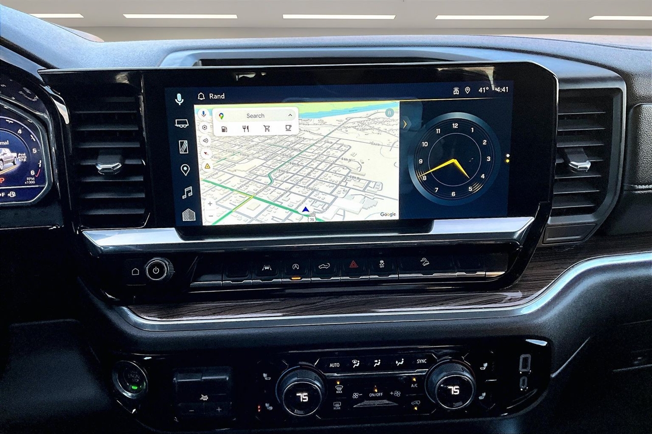 Chevrolet Silverado 1500  2025