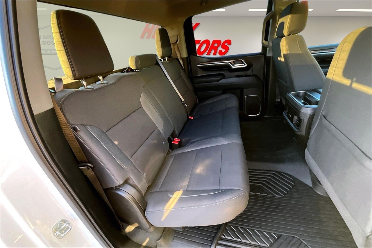 Chevrolet Silverado 1500  2025