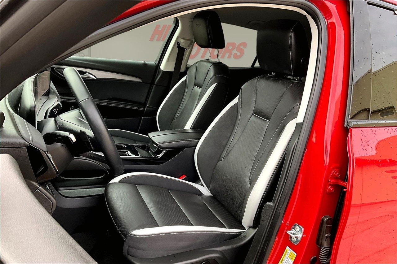 Buick Envision Sport Touring 2025