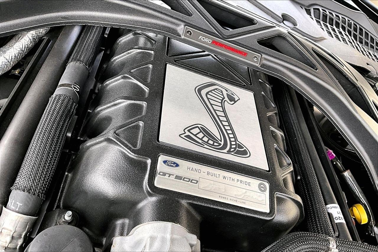 Ford Mustang  2021