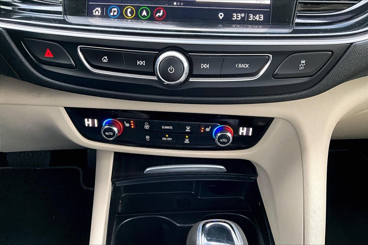 Buick Regal TourX 5dr Wgn Essence AWD 2018