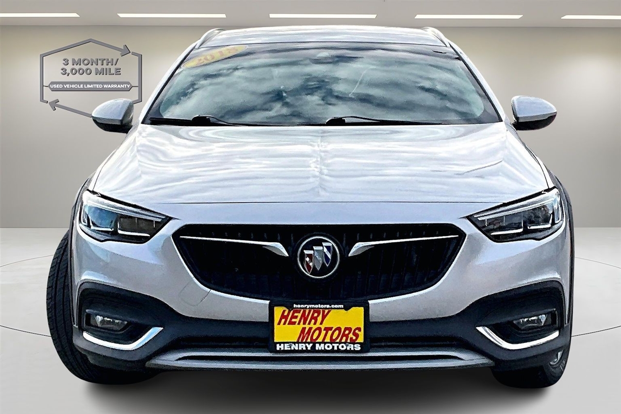 Buick Regal TourX 5dr Wgn Essence AWD 2018