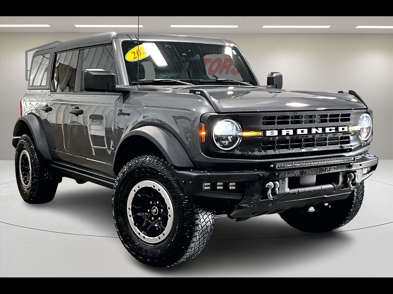 2022 Ford Bronco Black Diamond Advanced w/ Sasquatch