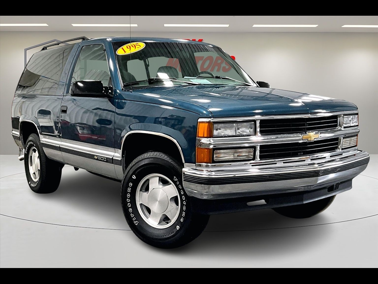 1995 Chevrolet Tahoe 1500 2dr 4WD