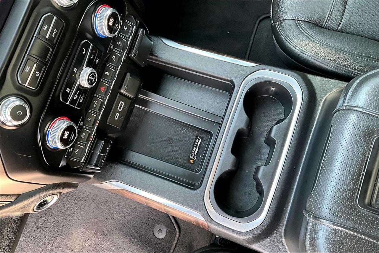 GMC Sierra 1500 4WD Crew Cab 147" Denali 2019