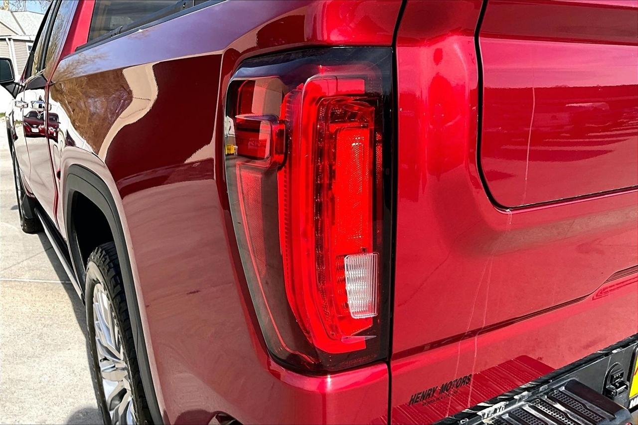 GMC Sierra 1500 4WD Crew Cab 147" Denali 2019