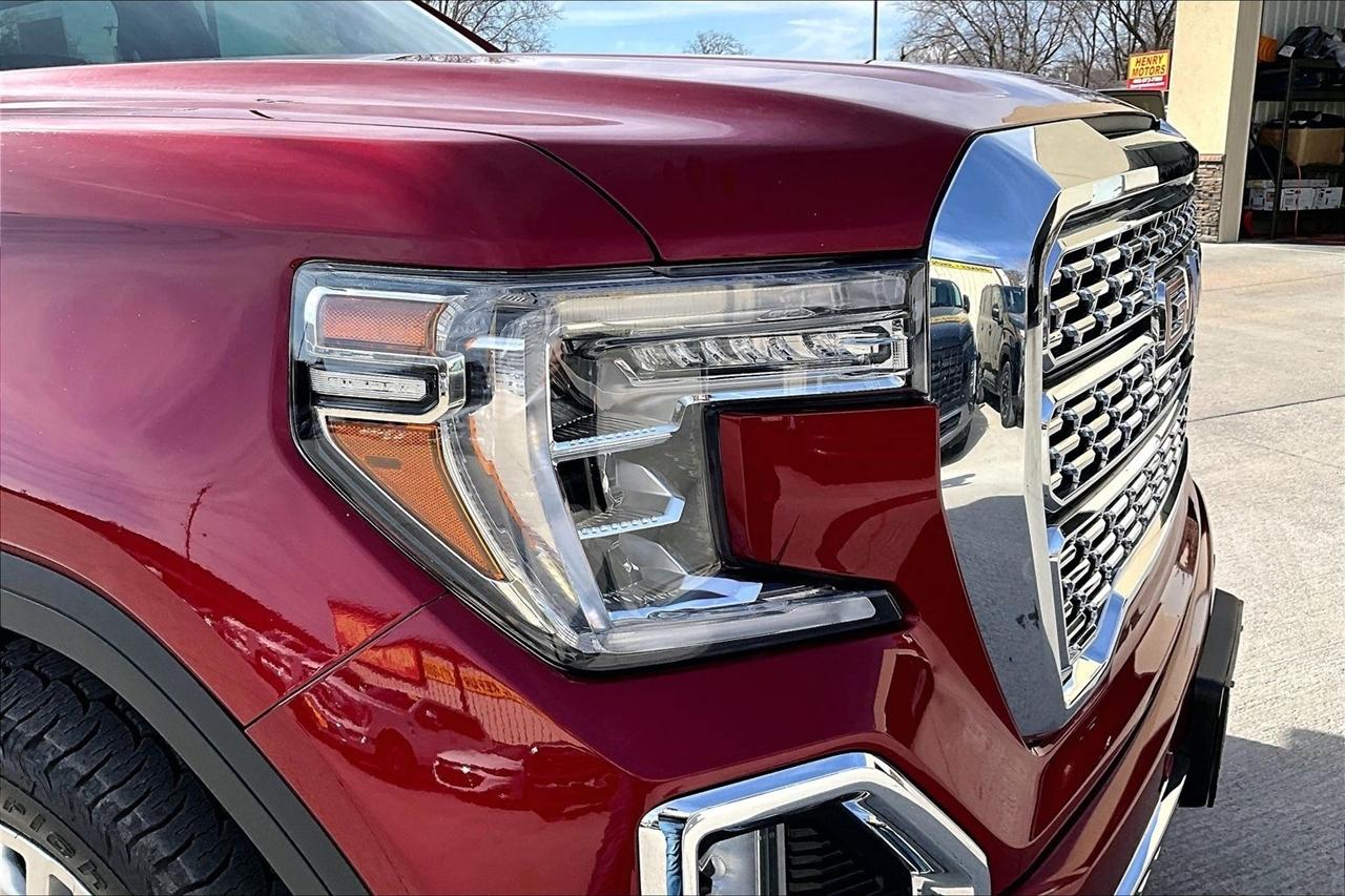 GMC Sierra 1500 4WD Crew Cab 147" Denali 2019