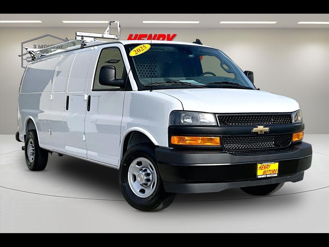 2025 Chevrolet Express Cargo Van RWD 2500 155"