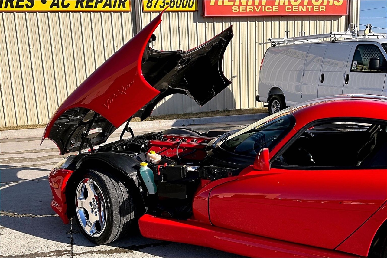 Dodge Viper 2dr GTS Coupe 2002