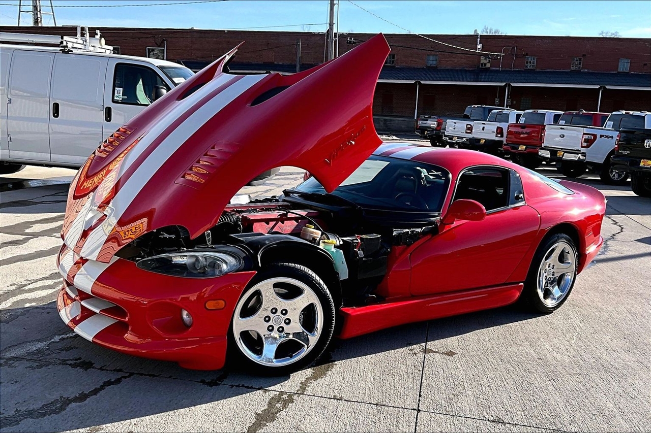 Dodge Viper 2dr GTS Coupe 2002