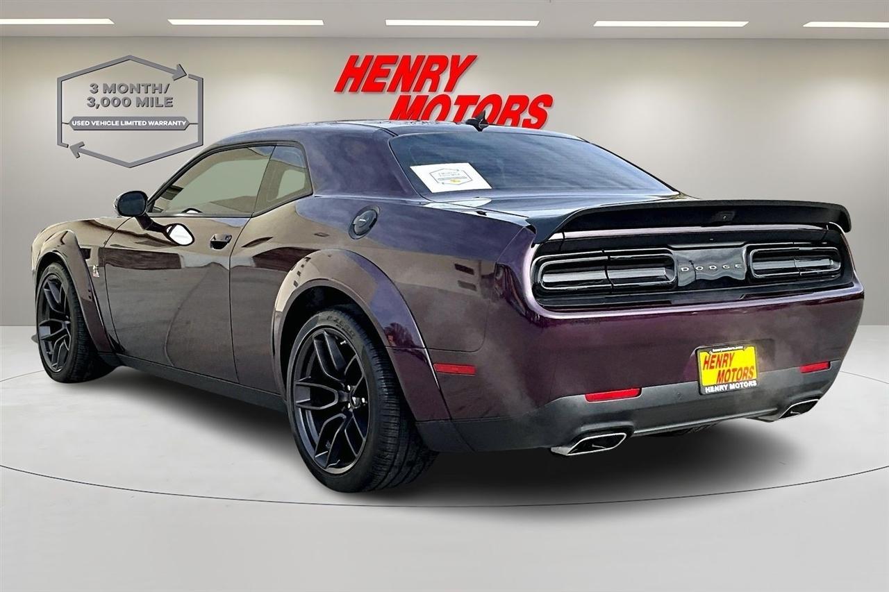 Dodge Challenger R/T Scat Pack Widebody RWD 2021