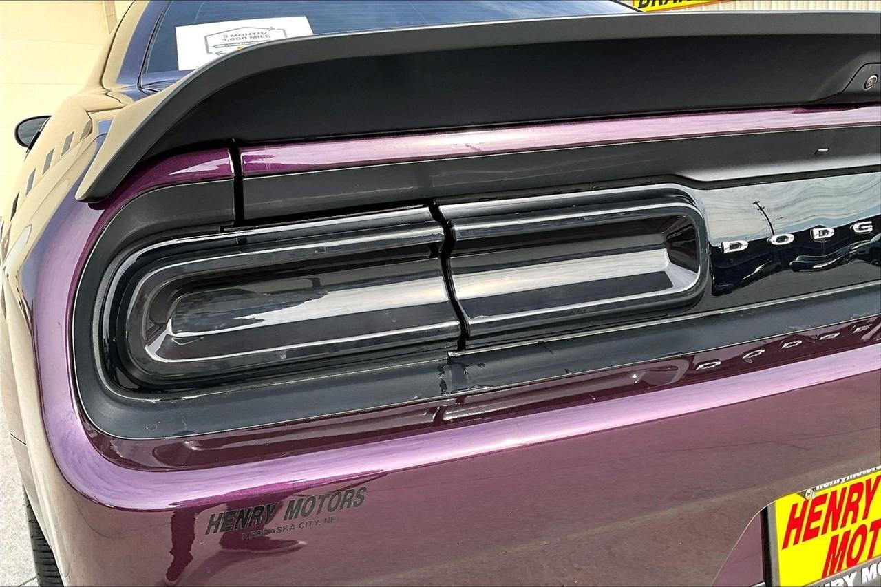 Dodge Challenger R/T Scat Pack Widebody RWD 2021