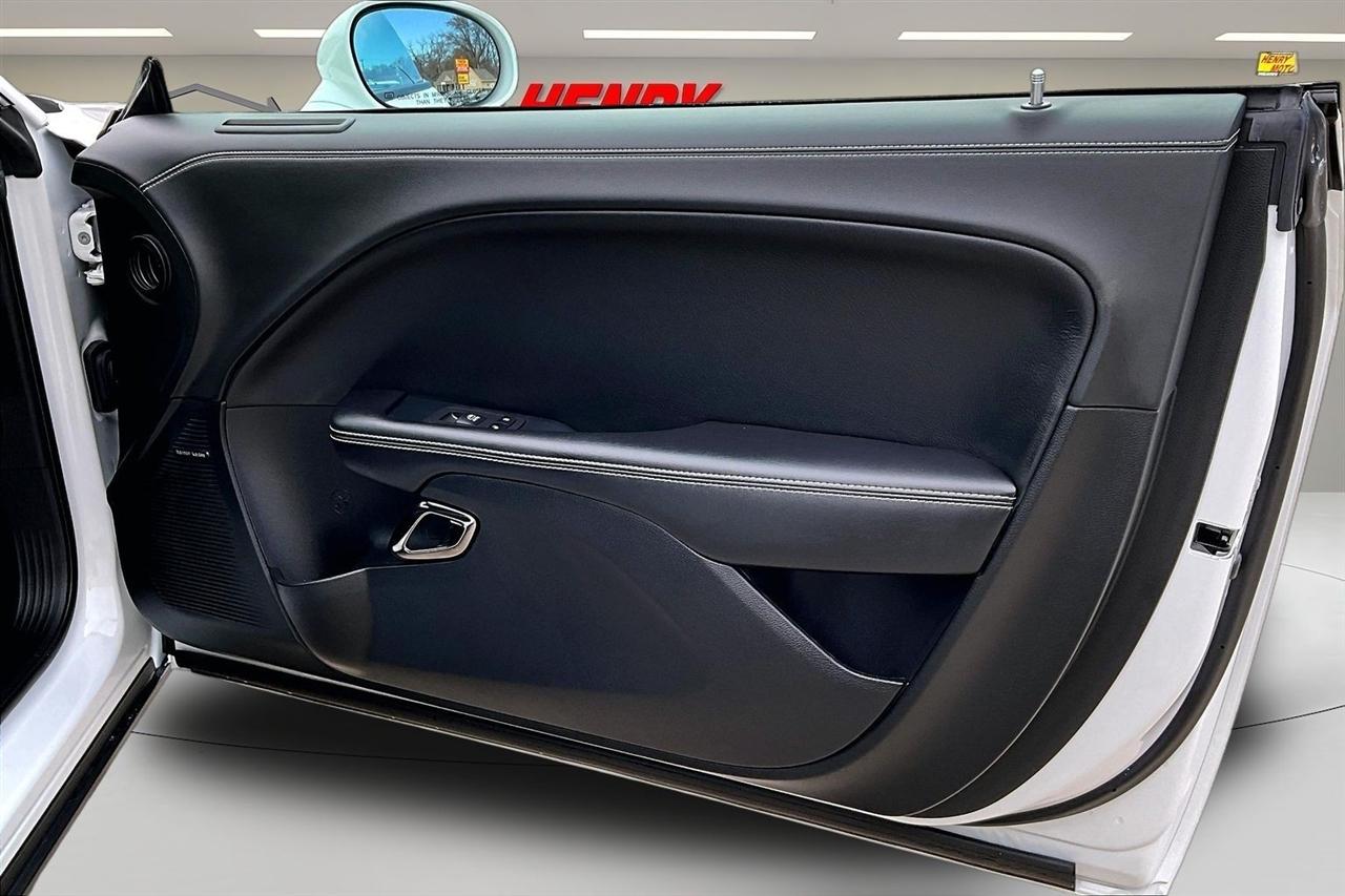 Dodge Challenger SRT Super Stock RWD 2021