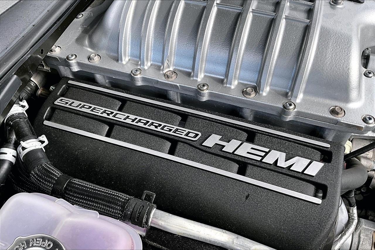 Dodge Challenger SRT Super Stock RWD 2021