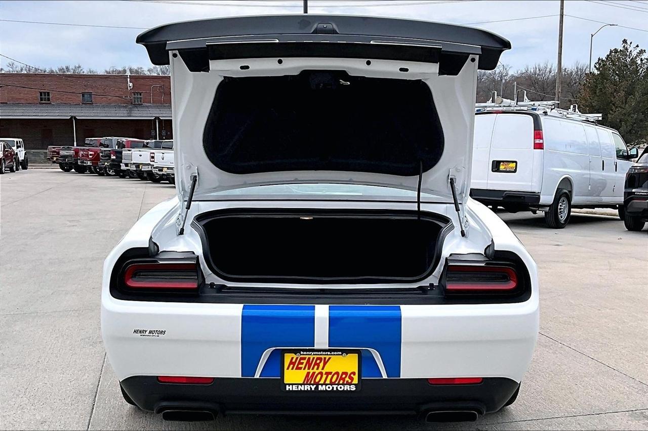 Dodge Challenger SRT Super Stock RWD 2021