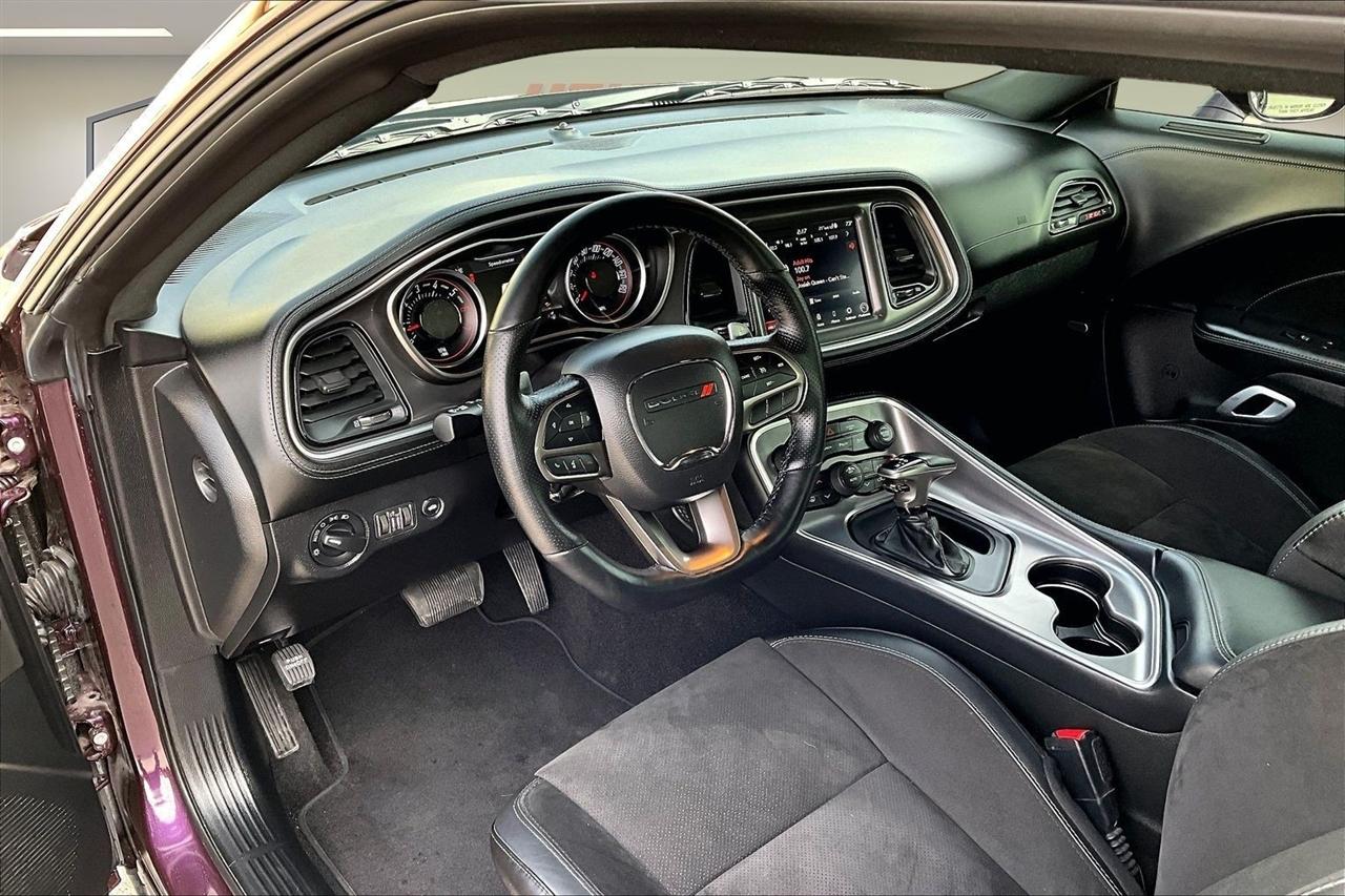 Dodge Challenger R/T Scat Pack Widebody RWD 2021