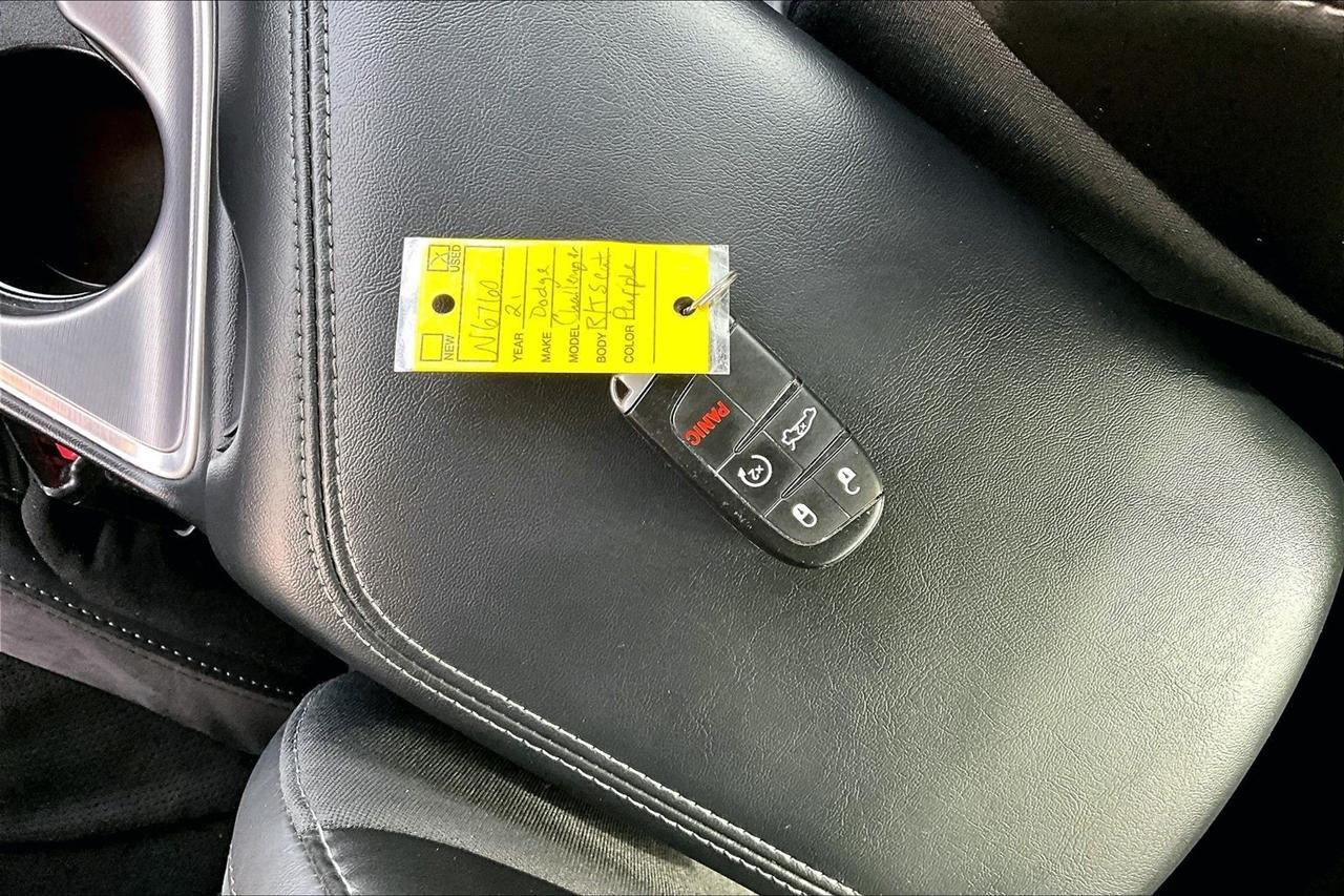 Dodge Challenger R/T Scat Pack Widebody RWD 2021