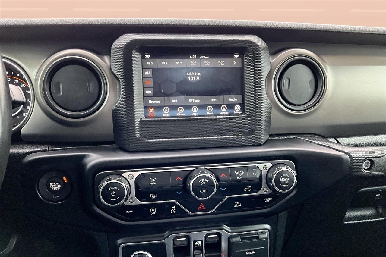 Jeep Gladiator Willys 4x4 2022