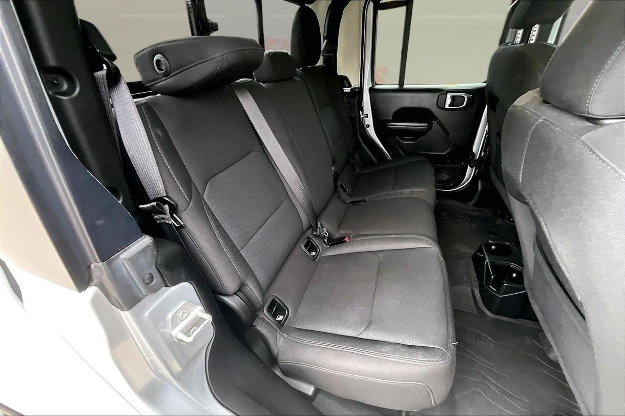 Jeep Gladiator Willys 4x4 2022