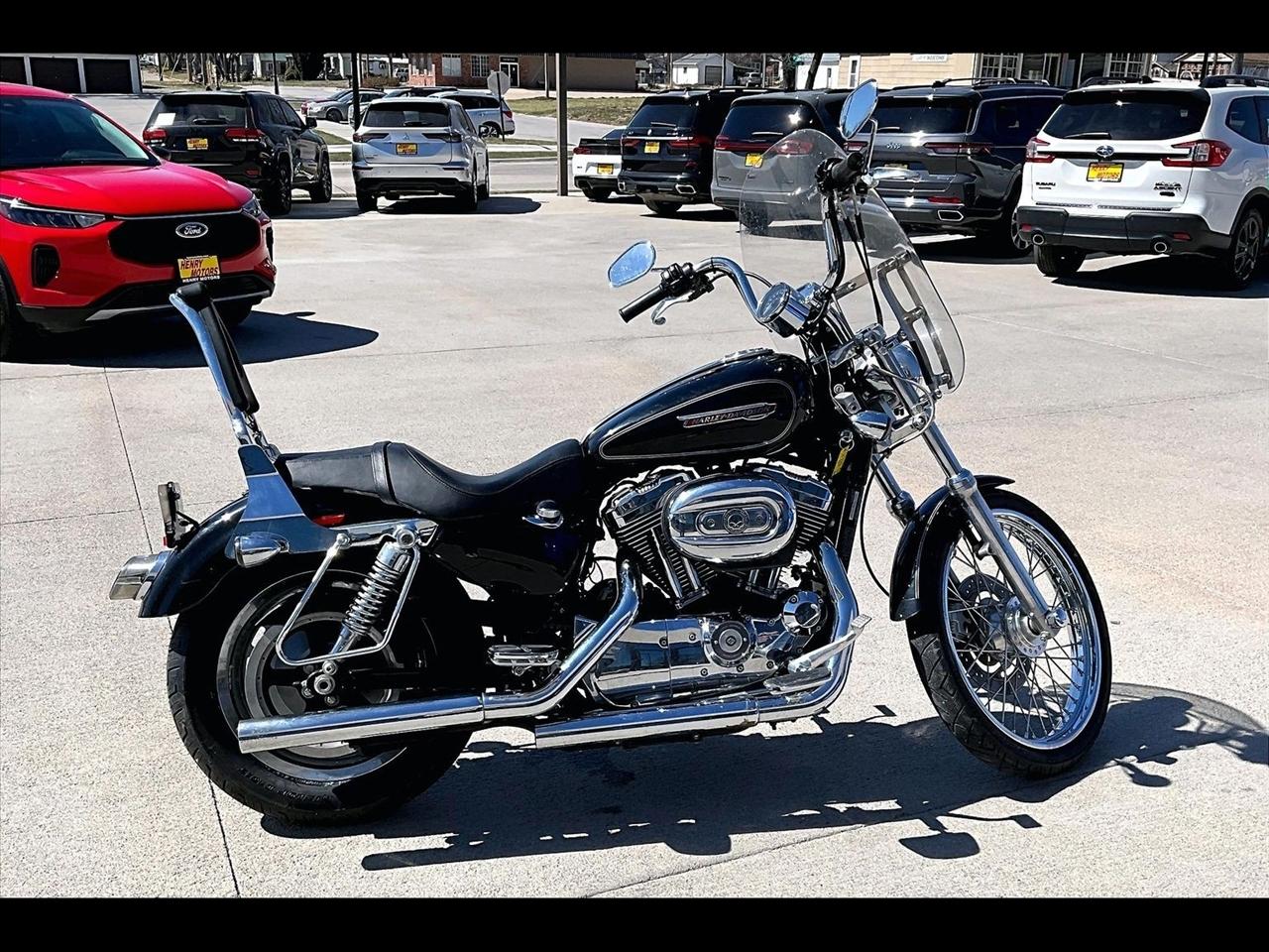 2008 Harley-Davidson Sportster 1200 Custom 