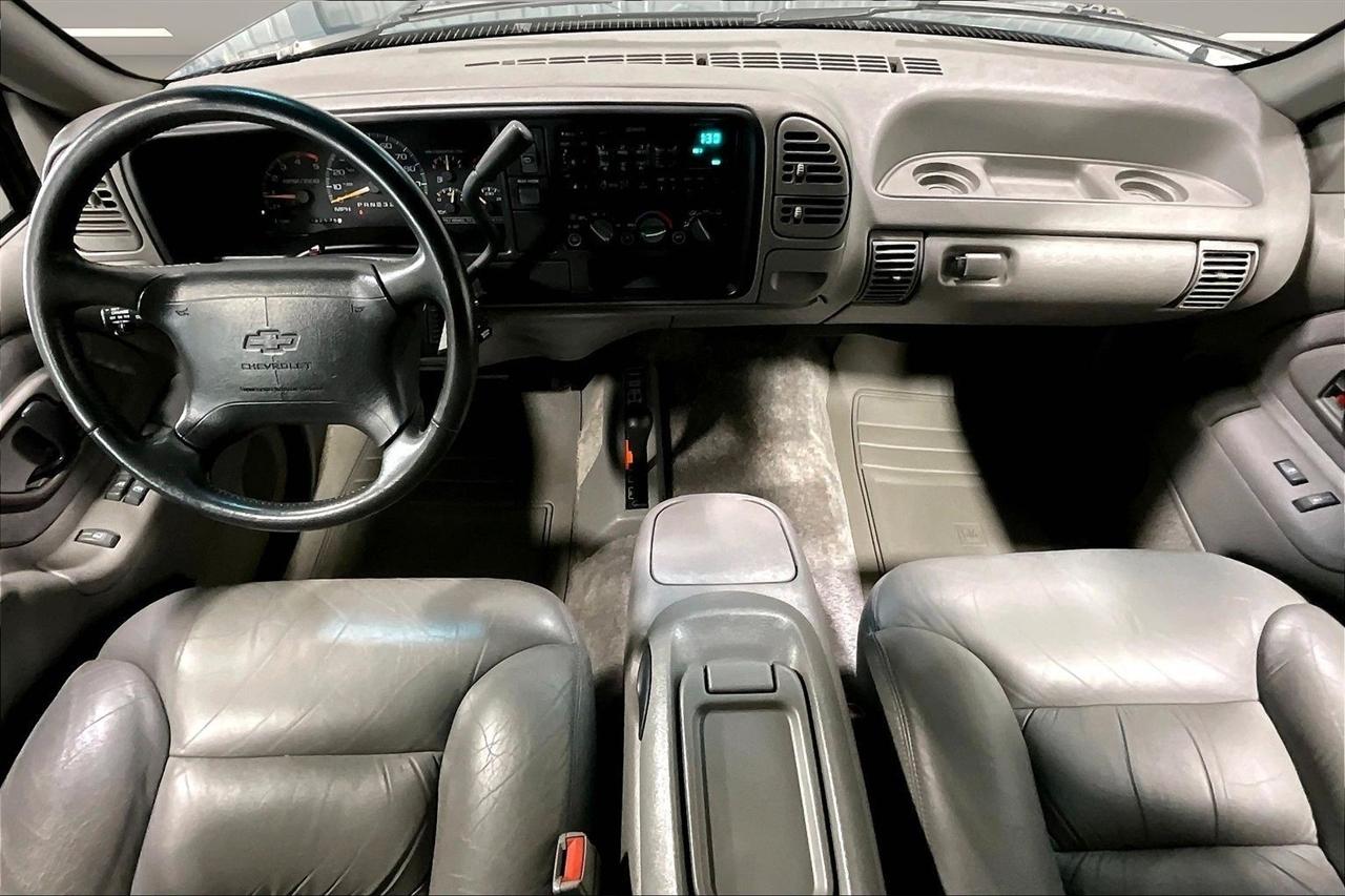 Chevrolet Tahoe 1500 2dr 4WD 1995