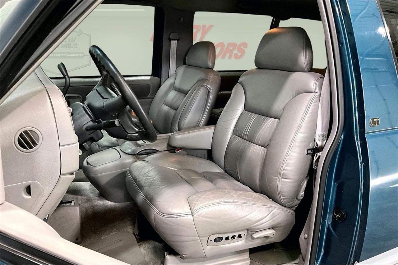 Chevrolet Tahoe 1500 2dr 4WD 1995