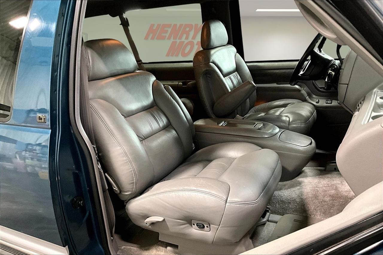 Chevrolet Tahoe 1500 2dr 4WD 1995