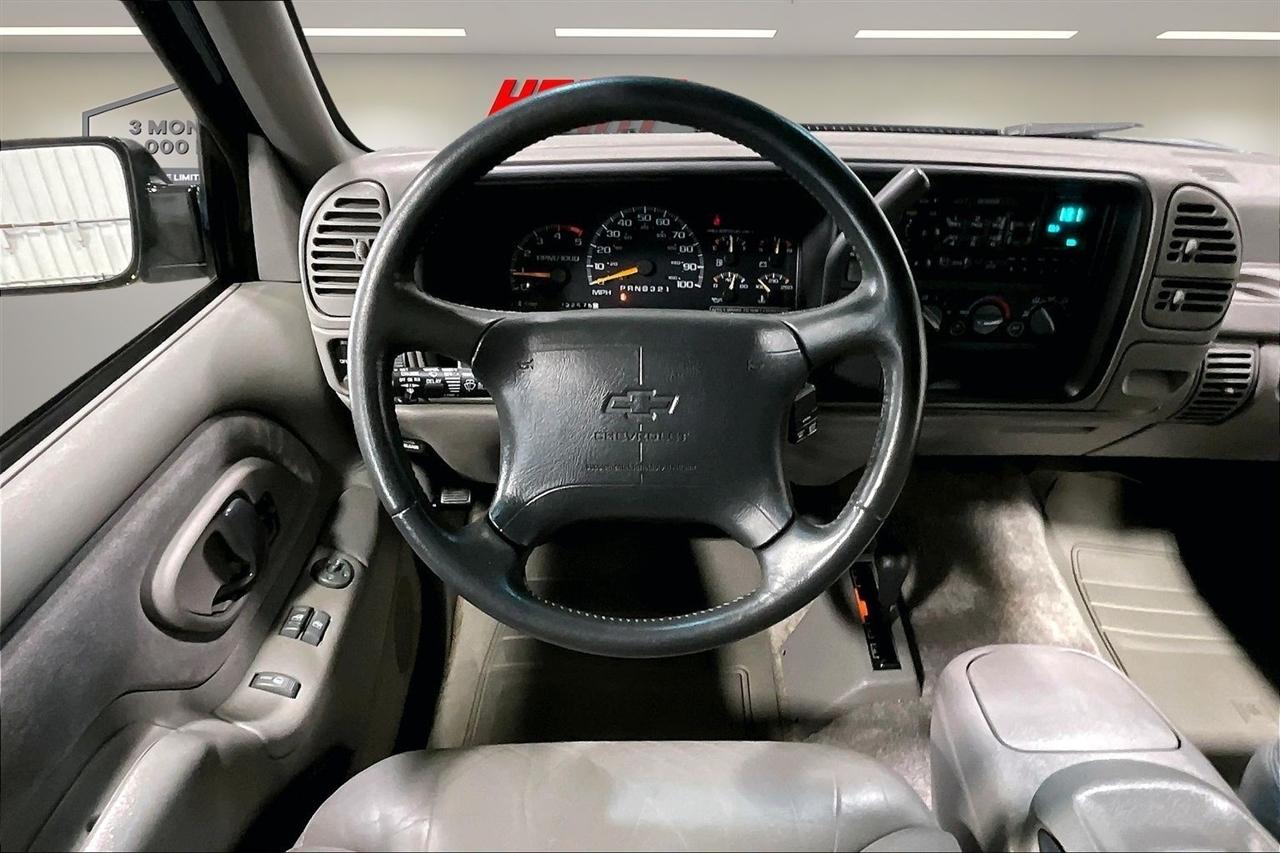 Chevrolet Tahoe 1500 2dr 4WD 1995