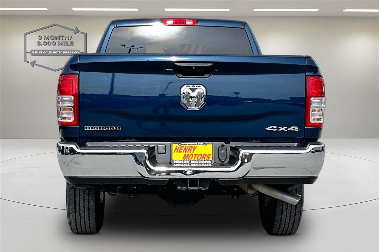RAM 2500 Big Horn 4x4 Crew Cab 6'4" Box 2024