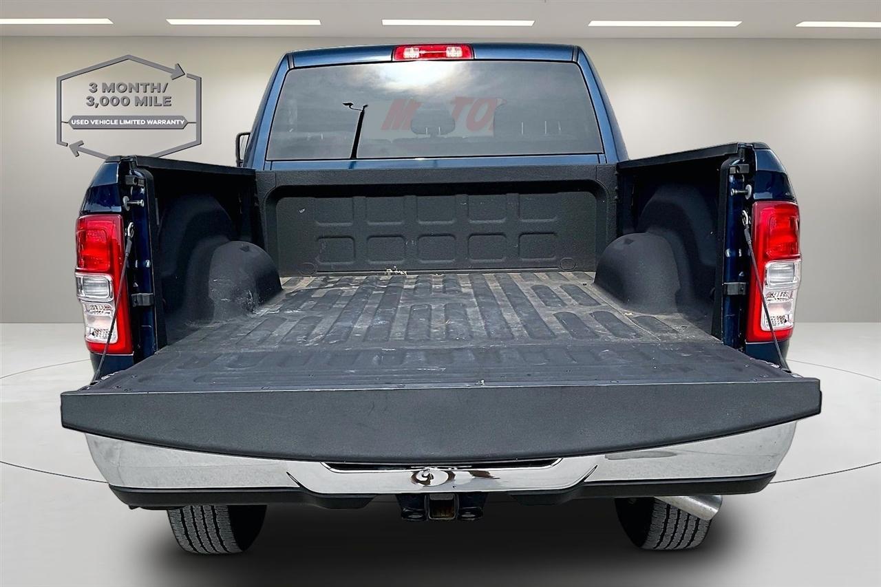 RAM 2500 Big Horn 4x4 Crew Cab 6'4" Box 2024
