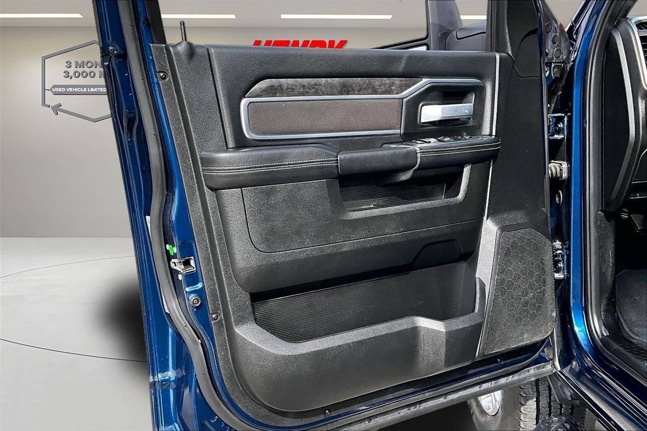 RAM 2500 Big Horn 4x4 Crew Cab 6'4" Box 2024