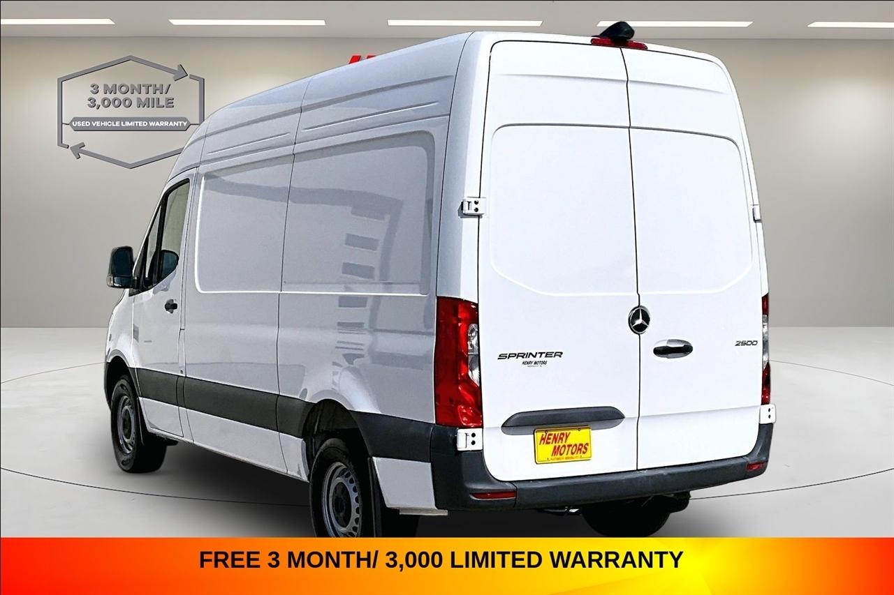 Mercedes-Benz Sprinter Van 2500 High Roof V6 144" 4WD 2024
