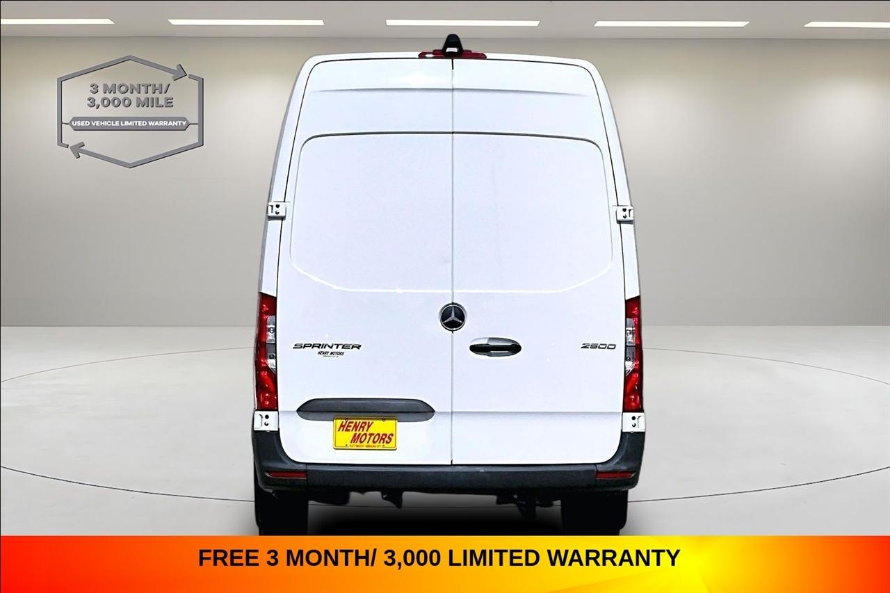 Mercedes-Benz Sprinter Van 2500 High Roof V6 144" 4WD 2024